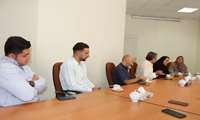 نشست هم‌اندیشی سرپرست دانشکده با کارشناسان آزمایشگاه‌ و کارکنان دانشکده داروسازی 